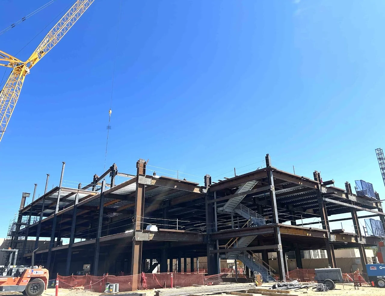 Structural steel frame construction